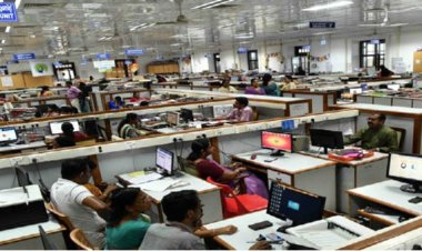 BIG BREAKING: 2024 की शुरुवात से पहले लाखों कर्मचारियों को सरकार का बड़ा तोहफा, इसमें चार प्रतिशत होगी वृद्धि, CM ने किया ऐलान, अब खाते में इतनी सैलरी बढ़कर आएगी, पढ़े खबर