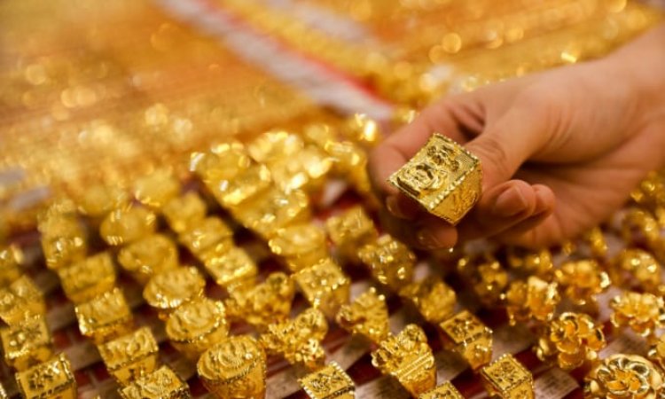 GOLD RATE : सोना-चांदी खरीदने का है विचार, तो जान ले आज के 22, 24 कैरेट का ताजा भाव, पढ़े खबर में