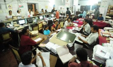 BIG NEWS : नए साल पर सरकारी कर्मचारियों को बड़ा तोहफा, अवकाश का एलान, इतने दिनों तक कार्यालय बंद, CM ने भी किया कैलेंडर का विमोचन, देखे पूरी लिस्ट, पढ़े ये खबर