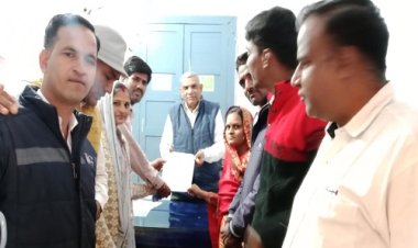 NEWS: जीरन नगर में इस चौराहे के सौदर्यीकरण, तो बस स्टॉपेज की मांग, पार्षद ने CMO को सौंपा पत्र, प्रमुख समस्याओं से भी कराया अवगत, पढ़े खबर