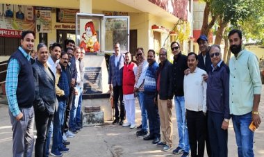 NEWS: भारत विकास परिषद ने मनाई स्वामी विवेकानंद की जयंती, प्रतिमा पर किया माल्यार्पण, संदेश को किया याद, पढ़े खबर