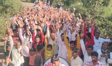 NEWS : मकर संक्रांति के अवसर पर मनासा के इस क्षेत्र में डीजे-ढोल के साथ निकली 51 फ़ीट चुनर यात्रा, पढ़े खबर