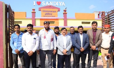 NEWS : जिला कलेक्टर ने किया सांडिया और फूलपूरा सहित इन गावों का निरिक्षण, निर्माण कार्यो को लेकर किसानो से बातचीत, फिर इन्हें दिएं निर्देश, पढ़े खबर