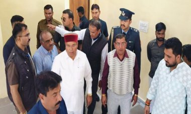 NEWS: कर्नाटक के राज्यपाल पहुंचे नागदा, लाखों की लागत से निर्माणधीन भवन का किया लोकार्पण, बोले- कुरूतियों एवं व्यसन को छोड़ ही मनुष्य के जीवन में होती है उन्नति, पढ़े खबर