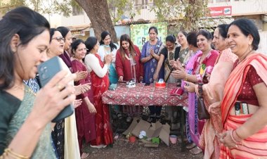 NEWS: नीमच के इस स्कूल इनरव्हील ने किया सेवा प्रकल्प, वाटिका में लगाई बेंचेस, छात्रों को मिलेगी नई सुविधा, पढ़े खबर