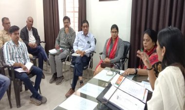 NEWS: पेयजल व्यवस्था को लेकर बैठकों का दौर जारी, नपाध्यक्ष चौपड़ा ने की उपायों की समीक्षा, अधिकारियों व कर्मचारियों को दिये आवश्यक निर्देश, पढ़े खबर