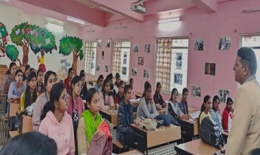 NEWS: जाजू महाविद्यालय में पांच दिवसीय कार्यशाला का आयोजन, आज दुसरा दिन, समझाया डिजिटल मार्केंटिंग का महत्व, पढ़े खबर