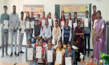 NEWS: नीमच के PG कॉलेज में स्वरोजगार प्रशिक्षण का समापन, विद्यार्थियों को वितरित किए प्रमाण पत्र, पढ़े खबर