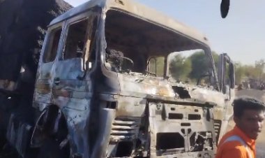 BIG BREAKING: ट्रैलर में अचानक हुई आगजनी, हाईवे पर मची अफरा-तफरी, वाहन सहित सामान जलकर खाक, फिर नयागांव पुलिस और दमकल पहुंची मौके पर, ऐसे बची चालक की जान...! पढ़े खबर