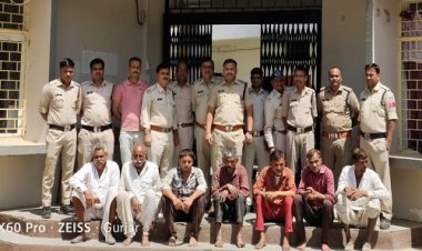 NEWS: नीमच जिले में खाकी की कॉम्बिंग गश्त, स्थाई, गिरफ्तारी और फरारी कराया तामील, कई इनामी बदमाश भी शामिल, पुलिस की आमजन से ये अपील भी, पढ़े खबर