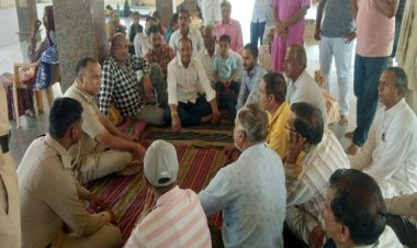 NEWS: आवरी माता के दरबार में भव्य मेले का आयोजन, नौ दिनों तक जमेगा रंग, समिति की बैठक संपन्न सम्पन्न, सौंपी जिम्मेदारी, तो खाकी भी रहेगी तैनात, पढ़े आजाद मंसूरी की खबर