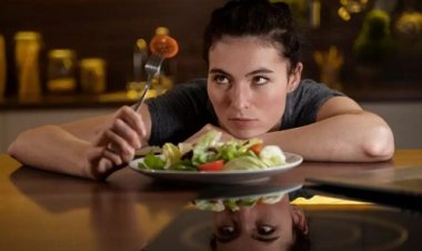 HEALTH TIPS : पतले होने के लिए कर रहे है स्टारवेशन डाइट, हो सकती है ये खतरनाक...! वजन घटाने के लिए अपनाएं स्मार्ट तरीका, क्लिक करें और देखें