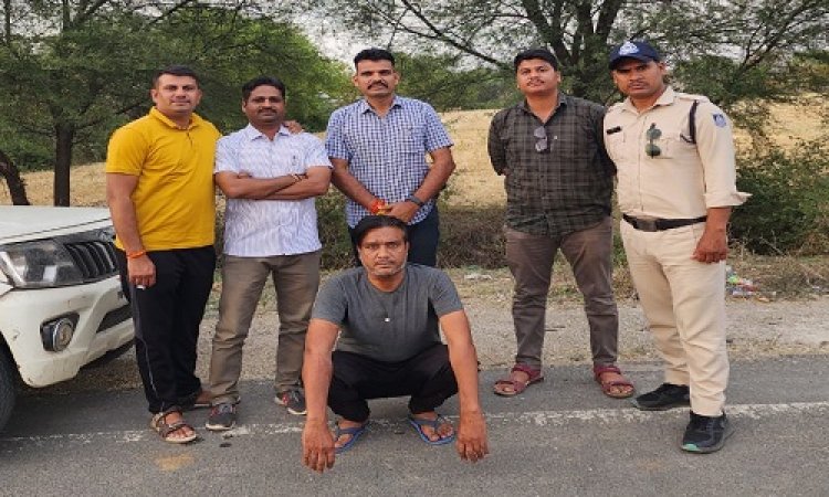 BIG NEWS: नीमच पुलिस टीम को मिली सफलता, सालों से फरार स्थाई वारंटी को किया गिरफ्तार, यहां दबिश के बाद आया हाथ, पढ़े खबर