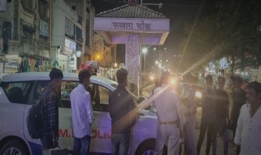 BIG NEWS : बाइक पर बैठी तीन सवारी, या वाहन चलाते समय मोबाइल पर की बात, तो पड़ सकता है भारी, नीमच के इन चौराहों पर यातायात पुलिस तैनात, आप भी हो जाएं सावधान...! पढ़े खबर