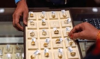 GOLD-SILVER PRICE TODAY : सोने के भाव बढ़े, तो चांदी में भी आया उछाल, अगर आप भी जा रहे हैं खरीदने, तो जान लें आज के ताजा रेट, क्लिक करें और देखें