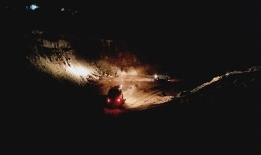 BIG NEWS : काली रात के साएं में अवैध काम, सुचना पर खनिज एवं पुलिस विभाग की संयुक्त कार्यवाही, मौके से मशीन जप्त, तत्काल एक्शन से प्रशासन को मिली बड़ी सफलता, मामला मनासा थाना क्षेत्र का, पढ़े खबर