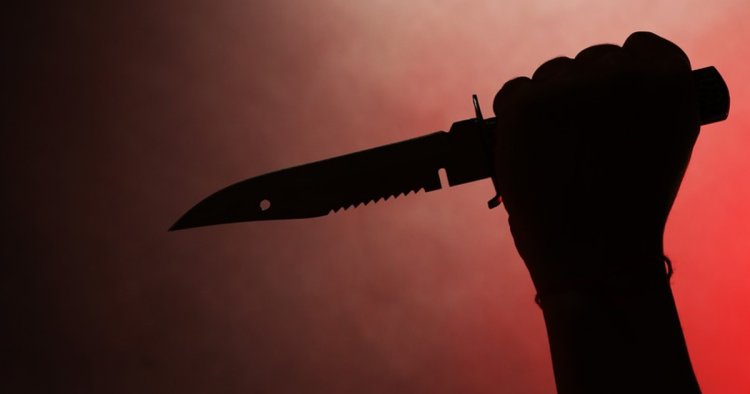 OMG ! मामूली कहासुनी विवाद में तब्दील, वीरू ने निकाला छूरा, और संजय पर कर दिया हमला, सीधा गर्दन ने नीचे वार...! घटना के बाद मचा हड़कंप, मामला- नीमच की फ्रूट मंडी का, पुलिस जुटी जांच में, पढ़े खबर