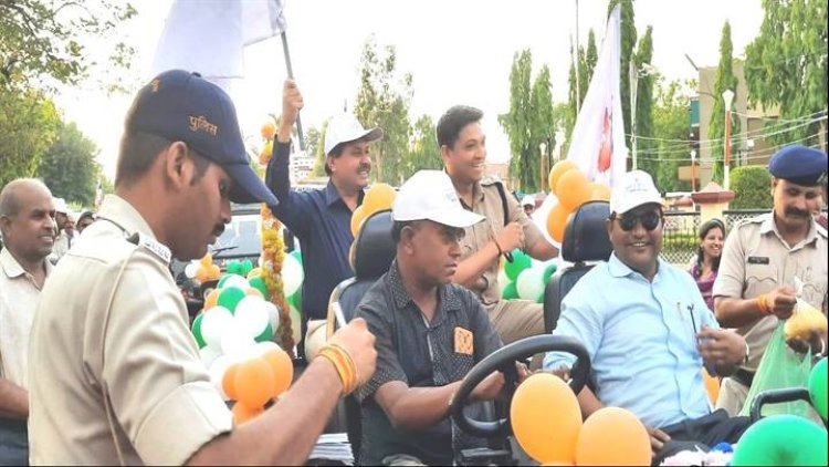 BIG NEWS : 13 मई को नीमच करेगा मतदान, सारे काम छोड दो-सबसे पहले वोट दो के नारों से गूंज उठा शहर, कलेक्टर एवं एसपी के नेतृत्व में वृहद मतदाता जागरूकता वाहन रैली संपन्न, पढ़े खबर