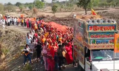 NEWS : ग्राम हांसपुर के भक्तों ने निकाली 51 मीटर लंबी चुनरी यात्रा, की खुशहाली की कामना, पढ़े खबर