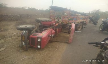 OMG ! सिंगोली थाना क्षेत्र में भीषण सड़क हादसा, असंतुलित होकर पलटा ट्रैक्टर, चालक की अकाल मौत, मृतक भेरू के लिए उसी का वाहन ऐसे बना काल...! पढ़े आजाद नीलगर की खबर