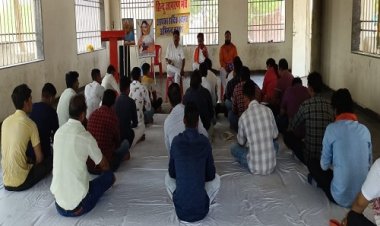 NEWS : फुलपुरा चमत्कारी बालाजी मंदिर परिसर में हिन्दू जागरण मंच की बैठक संपन्न, इन पांच कार्यो पर हुई चर्चा, समाज को जाग्रित करने की कहीं बात, पढ़े खबर