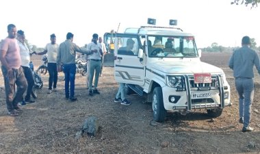 NEWS : अवैध उत्खनन की शिकायत, और कार्यवाही करने पहुंची प्रशासनिक टीम, पर पहले ही गायब हुए खनन माफिया, मौका पंचनामा तैयार, अब जांच शुरू, पढ़े खबर