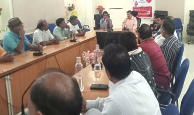 BIG NEWS : एक और वर्ल्ड रिकॉर्ड की तैयारी में जुटा हमारा नीमच, जिलेवासियों में अपार उत्साह, इन सस्थाओं ने लिया सहयोग का संकल्प, कलेक्टोरेट में बैठक संपन्न, और तैयारियां शुरू, पढ़े खबर