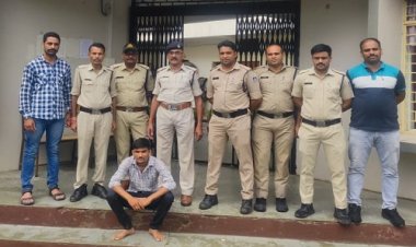 BIG NEWS : लक्जरी कार में मादक पदार्थ की तस्करी, फिर नाकाबंदी कर मनासा पुलिस ने घेरा, मौके से नशे की बड़ी खैप जप्त, एक आरोपी गिरफ्तार, तो ये हुआ फरार, पढ़े खबर