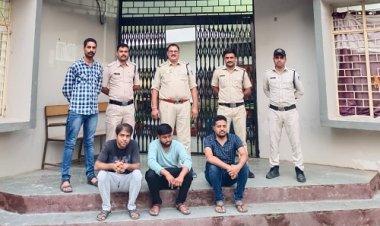 NEWS : क्रिकेट सट्टे पर मनासा पुलिस की बड़ी कार्यवाही, तीन युवक धराए, मोबाईल फोन व नगदी जप्त, अब इनकी तलाश, पढ़े खबर