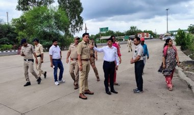 BIG NEWS : जिला कलेक्टर और एसपी पहुंचे नयागांव, चौकी बंद करने के निर्देश, वाहनों के आवागमन को लेकर भी कहीं ये बात, पढ़े खबर