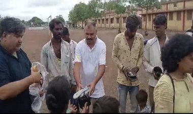 NEWS : स्वर्गीय सुरेश सांभर की स्मृति, NSSG ग्रुप ने ग्रीन बेल्ट पर रोपे रूद्राक्ष के पौधे, जरूरतमंद को बांटी ये बेशकीमती वस्तु, तो भोजन का भी वितरण, पढ़े खबर