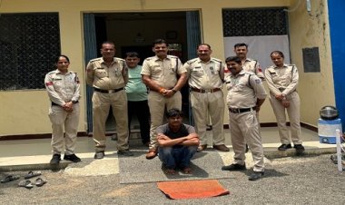 NEWS : सालों से फरार, और कुकड़ेश्वर पुलिस को दिया चकमा, अब वारंटी राजू चढ़ा पुलिस के हत्थे, यहां से किया गिरफ्तार, पढ़े खबर