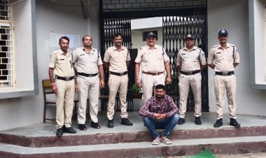 BIG NEWS : मादक पदार्थ तस्करी मामला, सुचना पर मनासा पुलिस की बड़ी कार्यवाही, फरार आरोपी दिनेश चढ़ा हत्थे, हजारों का इनाम था घोषित, पढ़े खबर