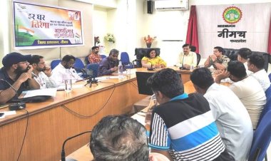 BIG NEWS : हर घर तिरंगा अभियान, नीमच जिले में डेढ़ लाख से ज्यादा घरों पर फहराया जाएगा तिरंगा, कलेक्‍टर एवं एसपी ने पत्रकारों से की चर्चा, पढ़े खबर