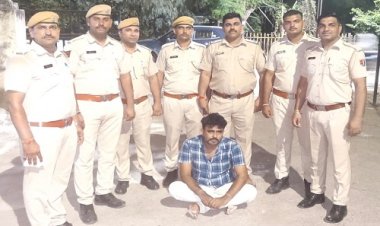 NEWS : लक्जरी कार में स्मगलिंग का भंडाफोड़, काले सोने की बड़ी खैप जप्त, एक आरोपी भी गिरफ्तार, स्कीम देख पुलिस भी हैरान, पढ़े खबर