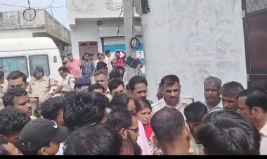 BIG NEWS : ट्रेक्टर सुधारने आया मेकेनिक, फिर हुआ विवाद, एक की मौत, पुलिस बल मौके पर, घटना डीकेन चौकी क्षेत्र की, पढ़े खबर