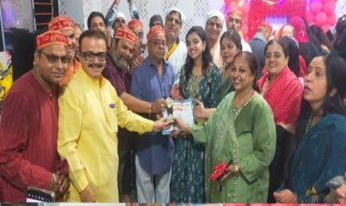 NEWS : भूमिका अटवानी ने कक्षा 12वीं में मारी बाजी, इतने प्रतिशत अंक किए प्राप्त, आराध्या वेलफेयर सोसाइटी ने किया सम्मान, पढ़े खबर