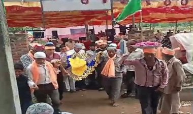 NEWS : सय्यद जसिमुद्दीन उर्फ आजाद बाबा का दो दिवसीय उर्स संपन्न, कव्वाली का शानदार आयोजन भी, पढ़े आजाद नीलगर की खबर