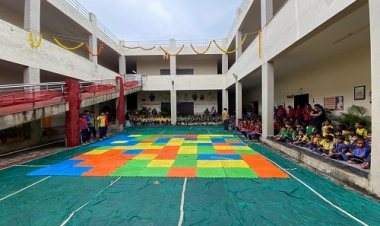 NEWS : कबीर स्कूल में भगवान विष्णु के आठवें अवतार श्री कृष्ण के जन्मोत्सव की धूम, छात्र-छात्राओं ने दी सुन्दर नृत्य की प्रस्तुति, पढ़े खबर