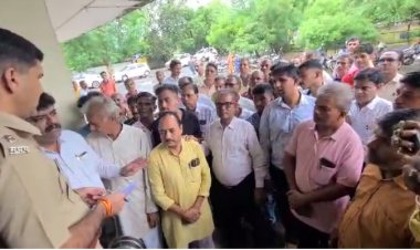 NEWS : पथरी के ऑपरेशन के दौरान काट दी ये नस, बिगड़ी मरीज की हालत, पमनानी हॉस्पिटल के खिलाफ कारवाई की मांग, सौंपा ज्ञापन, पढ़े नरेंद्र राठौर की खबर