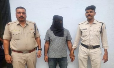 NEWS : आधार को बनाया माध्यम, और की धोखाधड़ी, अब आरोपी राहुल और मनोहरलाल चढ़े मंदसौर पुलिस के हत्थे, मामला मल्हारगढ़ थाना क्षेत्र का, पढ़े खबर