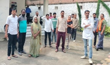 NEWS : रास्ते से निकलने को लेकर विवाद, युवक में महिला को मारा थप्पड़, मामला पहुंचा पिपलियामंडी थाने, पढ़े नरेंद्र राठौर की खबर