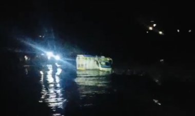 OMG ! रपट पार करता टेम्पों पानी के साथ बहा, एक ही परिवार के पांच लोग फंसे, फिर ग्रामीणों ने ऐसे बचाई जान, कुकड़ेश्वर पुलिस भी पहुंची मौके पर, पढ़े मनीष जोलान्या की खबर