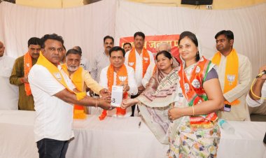 BIG NEWS : BJP का सदस्यता अभियान जोरो पर,पिपलिया नगर में बना ये रिकॉर्ड,जिसे लेकर उप मुख्यमंत्री भी हुए खुश,बाँटे 5 G मोबाईल भी,पढ़े ये खबर