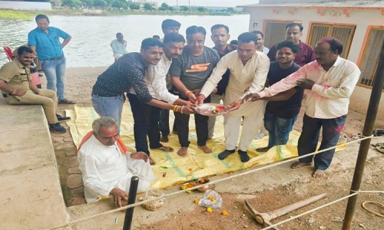 NEWS : अंनत चतुर्दशी, जीरन में शिवघाट मार्ग निर्माण का शुभारंभ, जल्द बनेगा सीसी रोड़, विशेष कार्यक्रम में यह रहें शामिल, पढ़े खबर