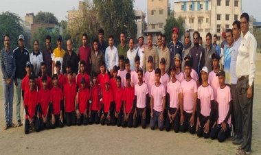 NEWS : 68 वीं राज्य स्तरीय शालेय बेसबॉल प्रतियोगिता मंदसौर में, पहले दिन खिलाड़ियों ने किया शानदार प्रदर्शन, इस तरह मारी बाजी, पढ़े खबर