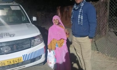 NEWS :मंदसौर शहर का सुनसान रास्ता,और भटकी देर रात 80 साल की बुजुर्ग,तो सहारा बनी ये टीम,परिजनों की तलाश कर,दी सुचना,और छोड़ा वन स्टॉप सेंटर,पढ़े ये खबर