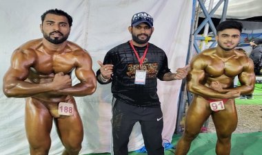 NEWS : मंदसौर में बॉडी बिल्डिंग प्रतियोगिता का आयोजन, नीमच के दो पहलवानों ने मारी बाजी, किया शानदार प्रदर्शन, तो मिला ये इनाम, पढ़े खबर