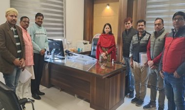 NEWS : आज के दिन अनिश्चितकालीन हड़ताल का आगाज, फिर इनसे हुई चर्चा, अब जनवरी की रूप रेखा तैयार, बड़े आंदोलन की तैयारी में प्रदेश के 32 हजार संविदाकर्मी, पढ़े खबर