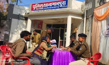 BIG NEWS : मान गए भानपुरा पुलिस, व्हाट्सप्प पर आया कॉल, और बेटे को फंसाने की धमकी, फिर दंपति पहुंचे थाने, तो खाकी ने लिया ये एक्शन, और रोक लिया साइबर फ्रॉड, आप भी हो जाएं सावधान, पढ़े खबर